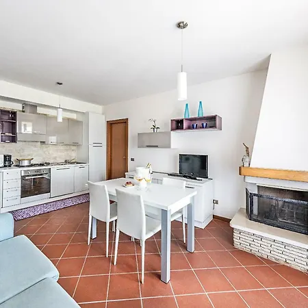 Apartment Le Terrazze Soiano Del Lago